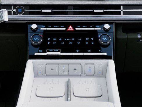 New 2025 Hyundai Santa Fe Calligraphy image 16