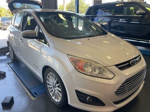 Used 2014 Ford C-MAX SEL w/ Equipment Group 302A FWD image 2