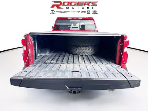 Used 2024 Chevrolet Silverado 2500 High Country w/ Technology Package AWD/4WD image 24