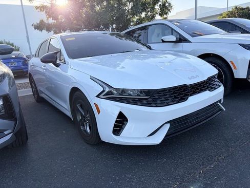 Used 2022 Kia K5 LXS FWD image 3