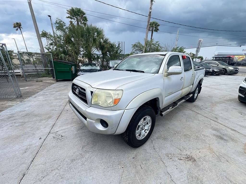 Used 2005 Toyota Tacoma PreRunner RWD image 6