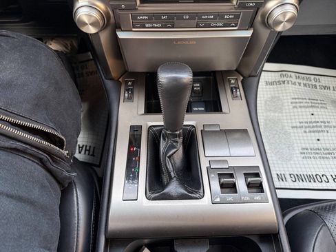 Used 2011 Lexus GX 460 image 15