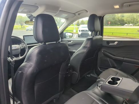 Used 2023 Ford Escape SE FWD image 22