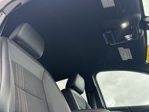 Used 2024 Chevrolet Equinox RS image 19