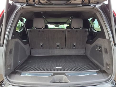 Used 2023 Cadillac Escalade ESV Premium Luxury w/ LPO, Radiant Package AWD/4WD image 25