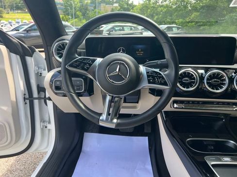 Certified 2025 Mercedes-Benz CLA 250 4MATIC image 14