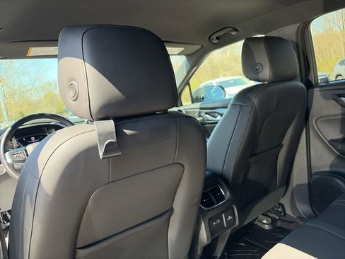 Used 2020 Chevrolet Blazer Premier w/ Driver Confidence II Package image 28