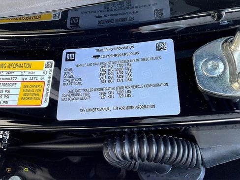 Used 2025 Cadillac Escalade V w/ LPO, Floor Liner Package image 31