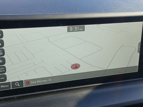 Certified 2025 Kia Seltos S image 18