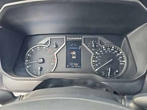 Used 2023 Toyota Tundra SR5 w/ SR5 Convenience Package AWD/4WD image 18