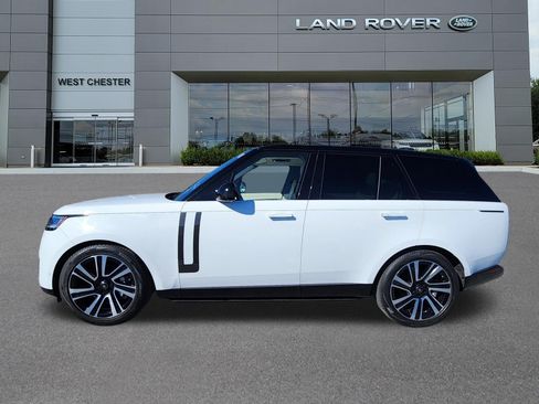 Certified 2023 Land Rover Range Rover SE AWD/4WD image 5