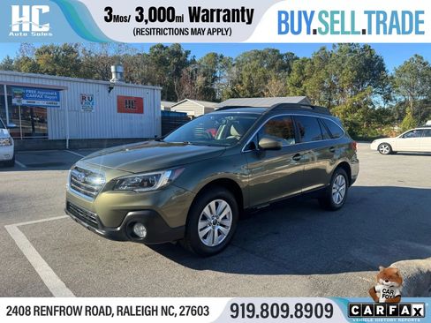 Used 2019 Subaru Outback 2.5i Premium image 1
