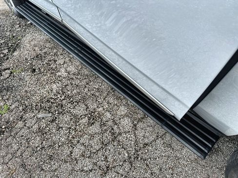 New 2026 GMC Yukon XL Denali w/ Denali Reserve Package image 13