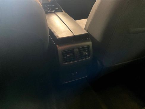 Certified 2023 Nissan Rogue SV AWD/4WD image 27