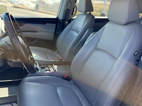 Used 2019 Honda Odyssey EX-L image 11