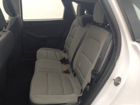 Used 2020 Ford Escape S image 18