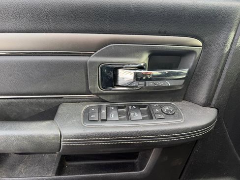 Used 2018 RAM 2500 Laramie w/ Sport Appearance Group image 21