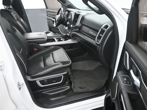 Used 2023 RAM 1500 Laramie image 17