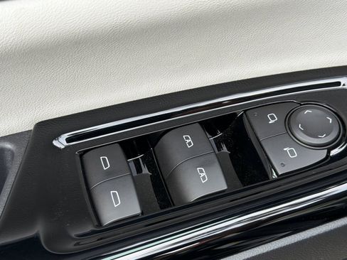New 2026 Honda Prologue Touring image 13