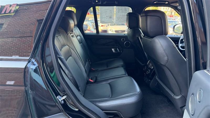 Used 2018 Land Rover Range Rover AWD/4WD image 17