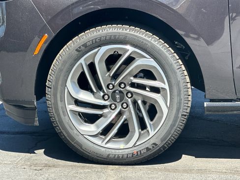 New 2026 Lincoln Navigator Reserve AWD/4WD image 25