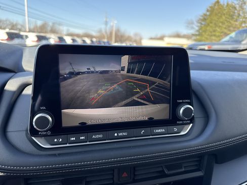 Certified 2024 Nissan Rogue S image 6