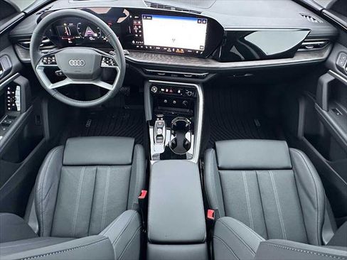 New 2025 Audi Q5 Premium Plus image 18