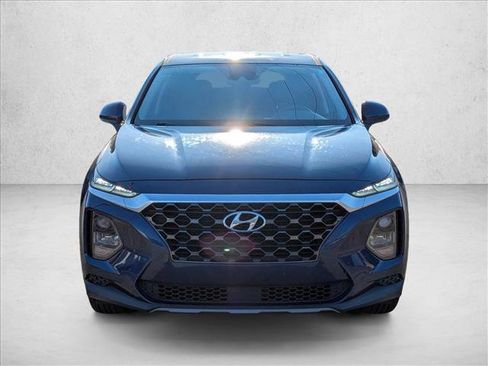 Used 2019 Hyundai Santa Fe SE image 2