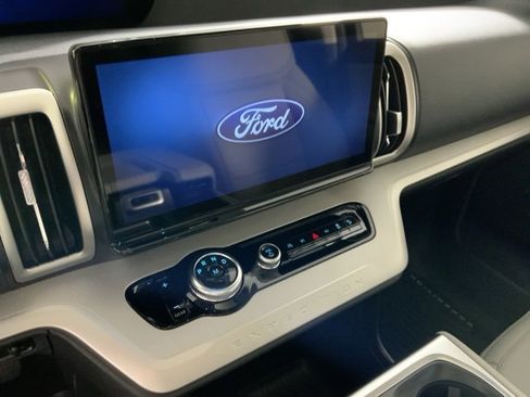 New 2026 Ford Expedition Max Active image 22