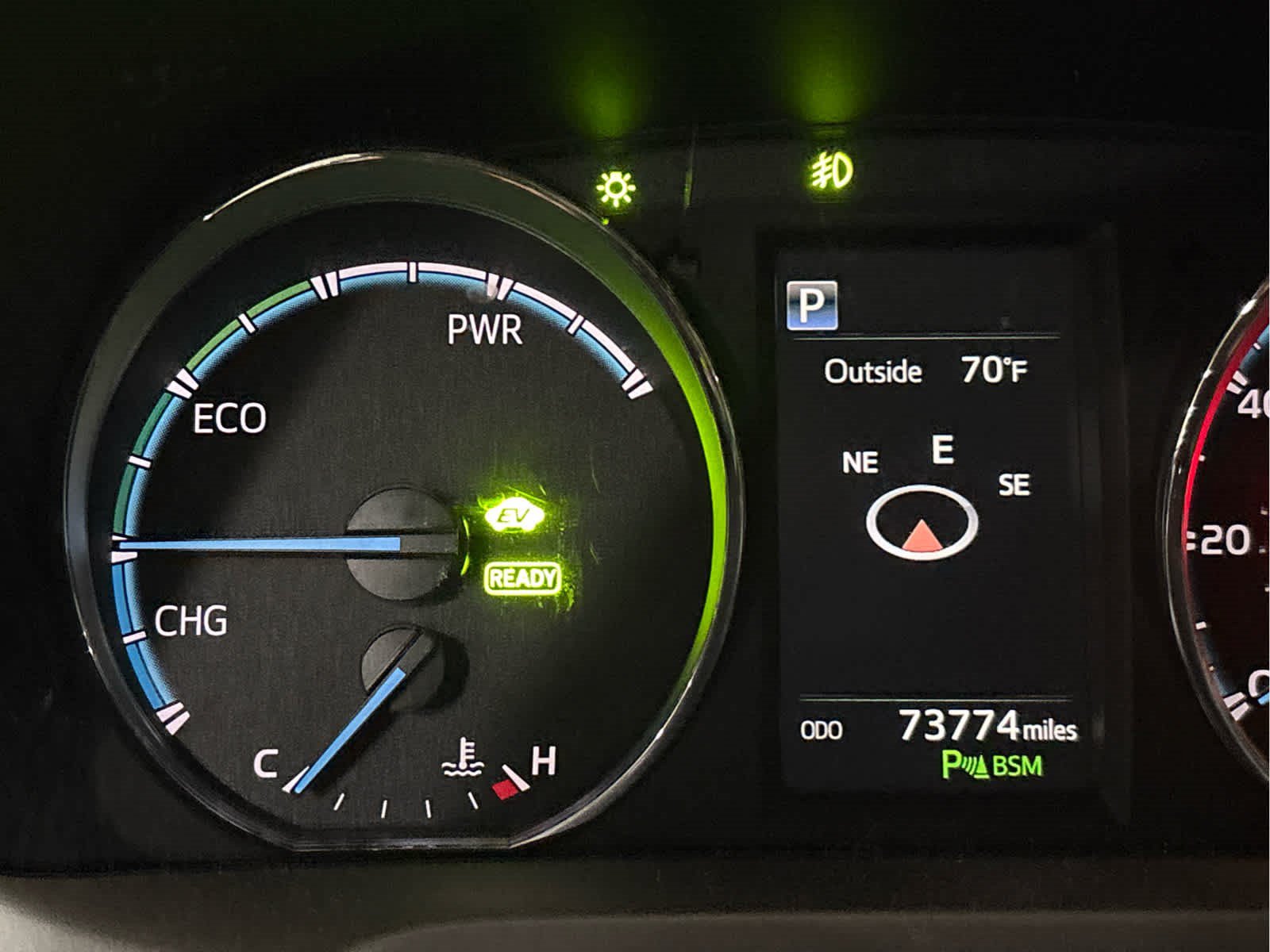 Certified 2018 Toyota RAV4 Limited AWD/4WD image 11