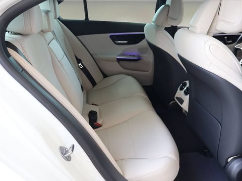 Used 2023 Mercedes-Benz C 300 Sedan image 15