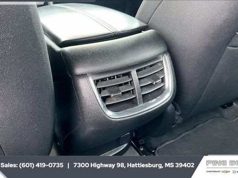 Used 2023 Chevrolet Malibu LT image 23