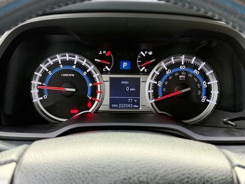 Used 2014 Toyota 4Runner Limited AWD/4WD image 27