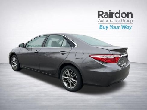 Used 2016 Toyota Camry SE FWD image 5