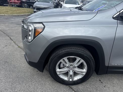 Certified 2023 GMC Terrain SLE w/ Driver Convenience Package AWD/4WD image 32