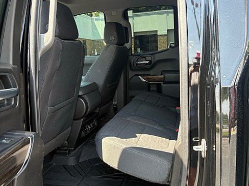 Used 2020 Chevrolet Silverado 1500 RST w/ RST Value Package AWD/4WD image 11