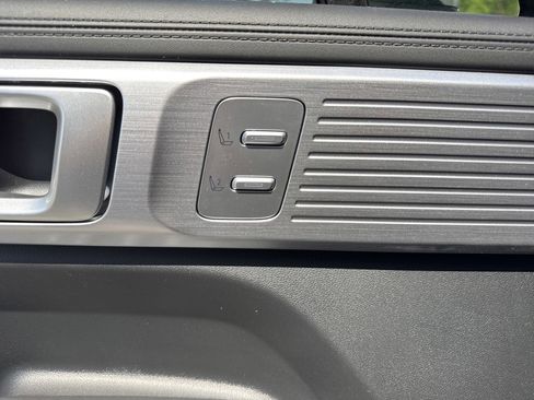 New 2026 Hyundai Santa Fe Limited FWD image 12