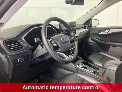 Used 2024 Ford Escape Platinum image 12