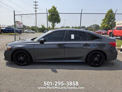 Used 2024 Honda Civic Sport image 8