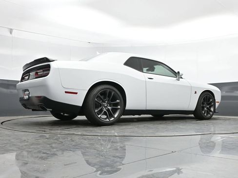 Used 2021 Dodge Challenger R/T Scat Pack RWD image 43