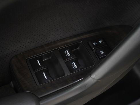 Used 2012 Acura TSX 2.4 image 20