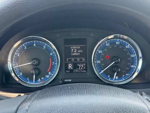 Used 2017 Toyota Corolla LE w/ Carpet Mat Package (TMS) FWD image 25