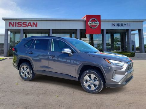 Used 2024 Toyota RAV4 XLE image 2