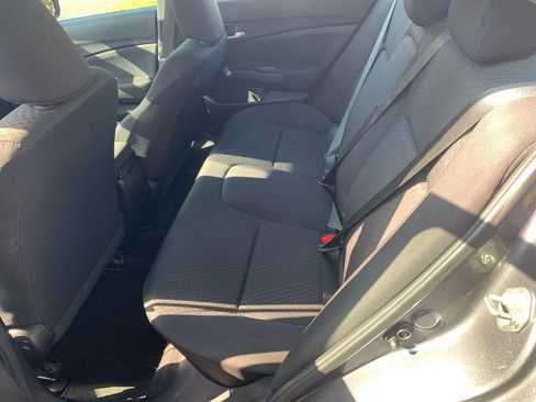 Used 2014 Honda Civic LX image 9