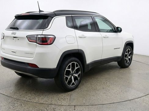 Used 2025 Jeep Compass Limited AWD/4WD image 9