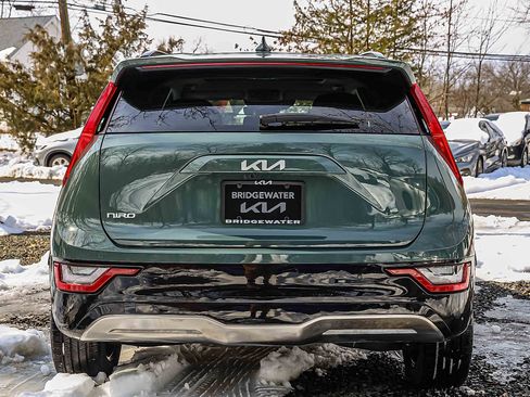 Certified 2024 Kia Niro Wave image 5