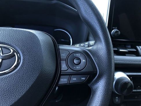 Certified 2025 Toyota RAV4 LE image 26