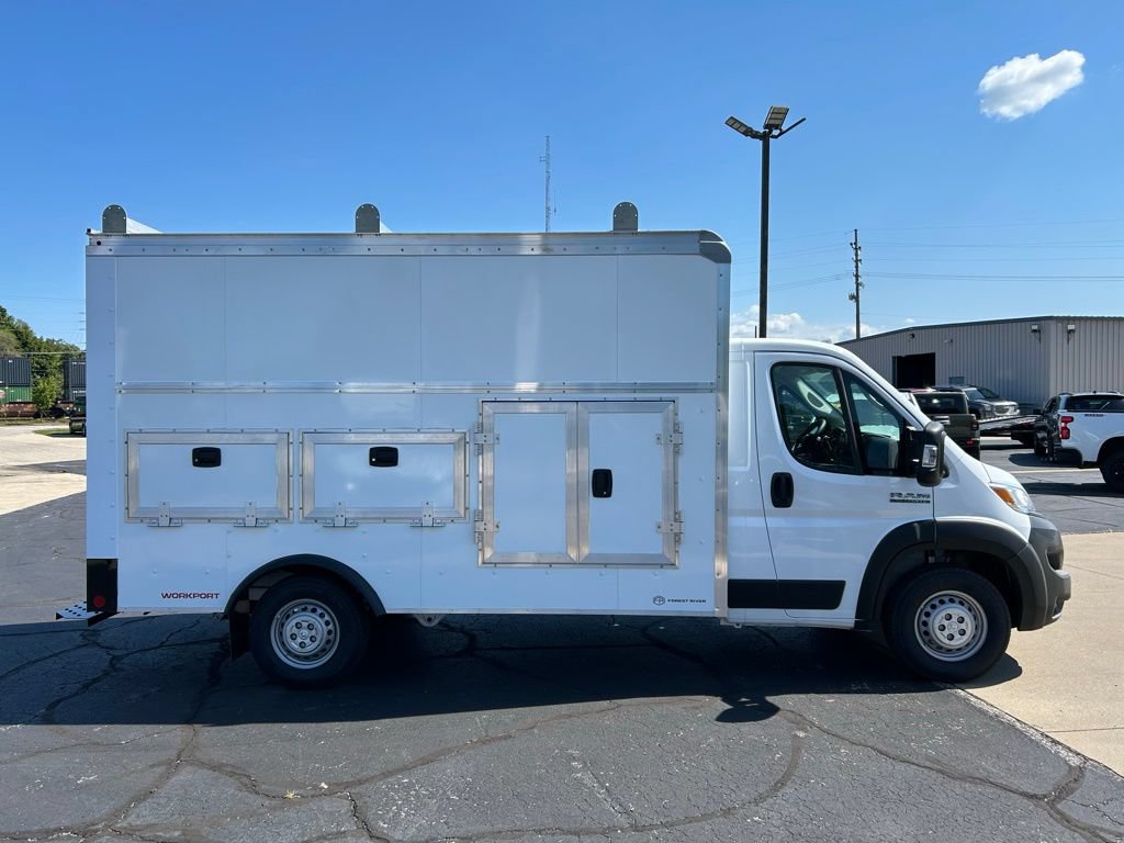 New 2025 RAM ProMaster 3500 w/ Convenience Group FWD image 2