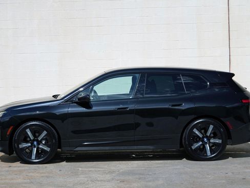 Used 2022 BMW iX xDrive50 w/ Premium Package AWD/4WD image 57