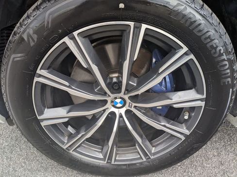 Used 2024 BMW X5 xDrive40i w/ M Sport Package AWD/4WD image 38